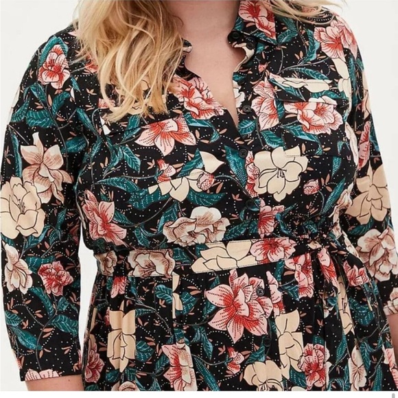 Torrid Floral Challis Shirtdress - Picture 3 of 11